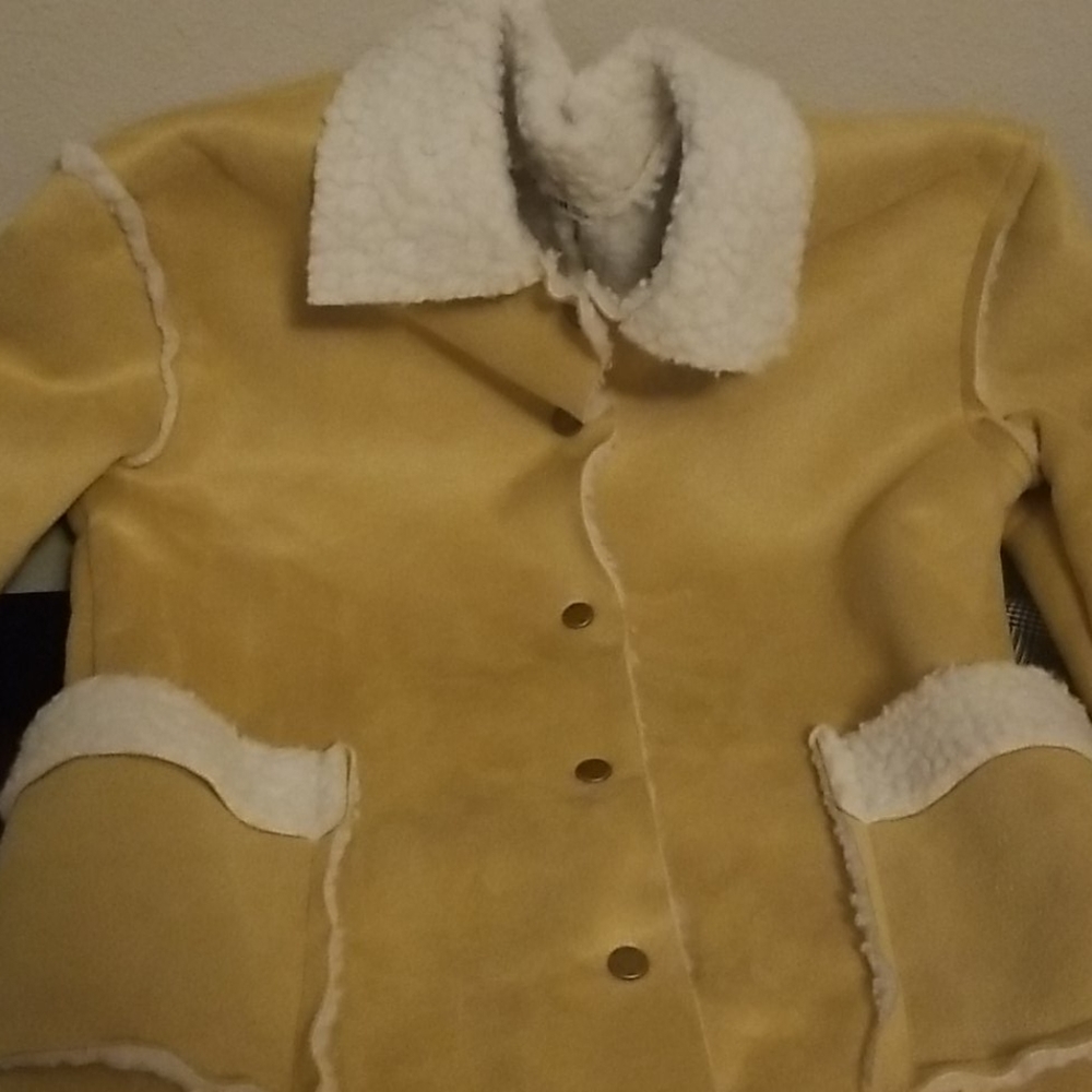 Coat - Picture 2 of 5